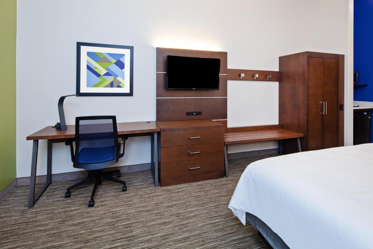 Holiday Inn Express & Suites Rancho Mirage - Palm Spgs Area By Ihg Exterior photo