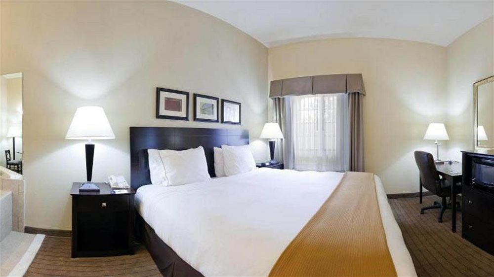 Holiday Inn Express & Suites Rancho Mirage - Palm Spgs Area By Ihg Exterior photo